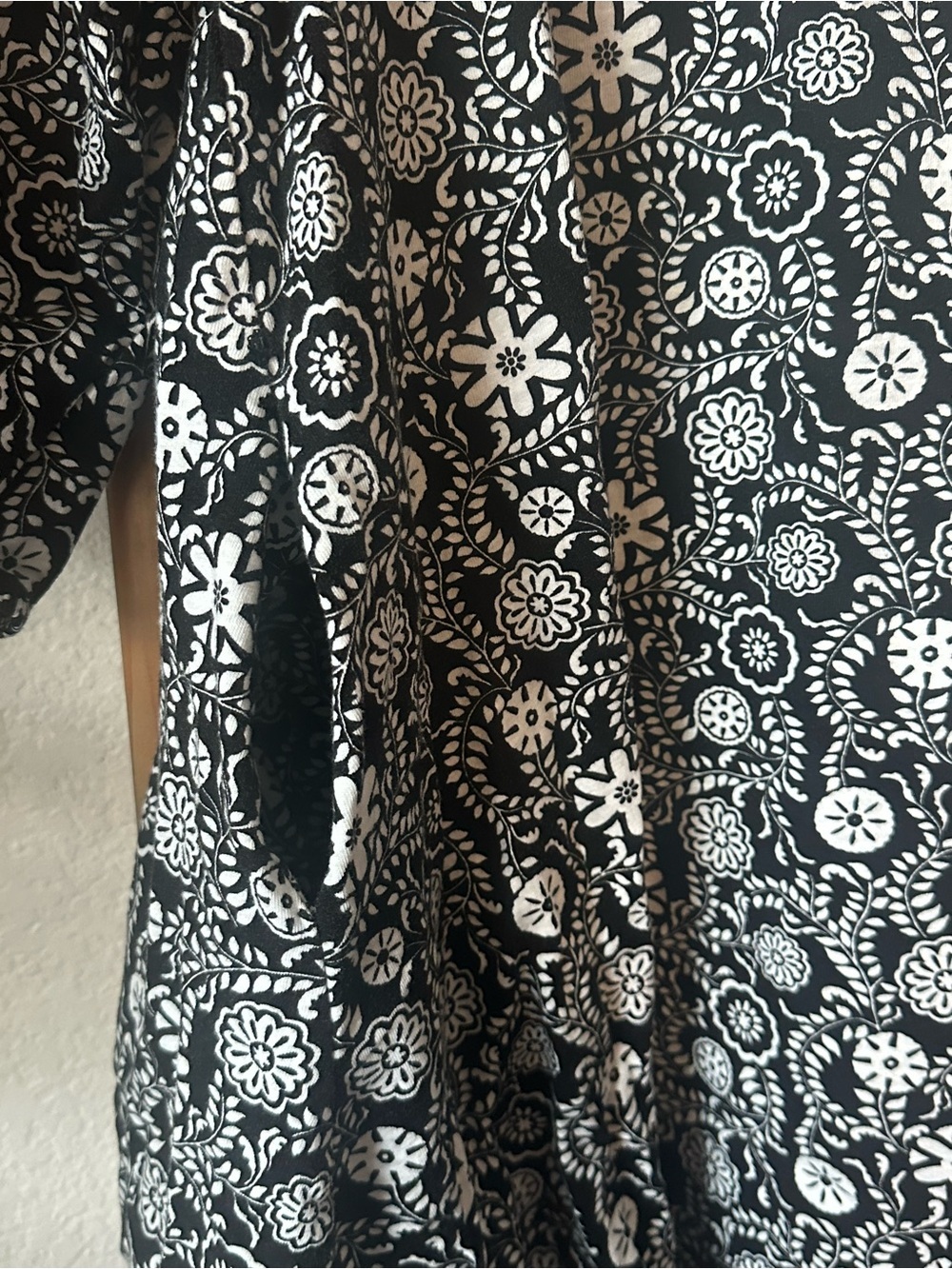 Boden Black White Floral Cotton Notch Neck Tie Waist Mini Dress Size 6R - Picture 6 of 10